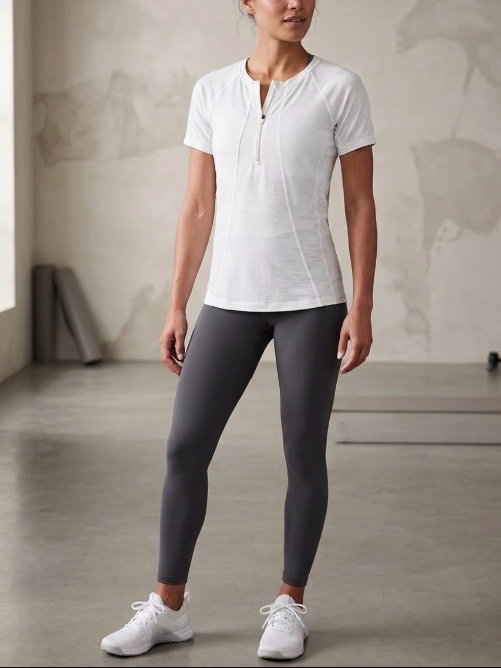 Athleta White Pacifica 1/4 zip Short Sleeve Tee. Size Small
